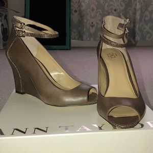 Ann Taylor Wedges